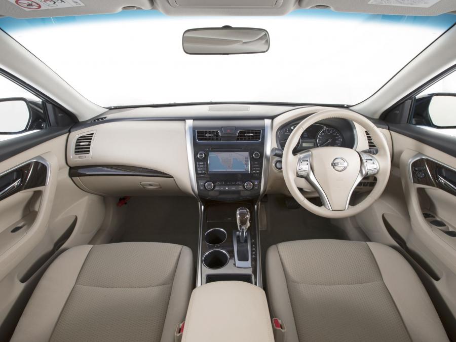  Nissan Teana 2014 года  (JP) (фото 11 из 27)